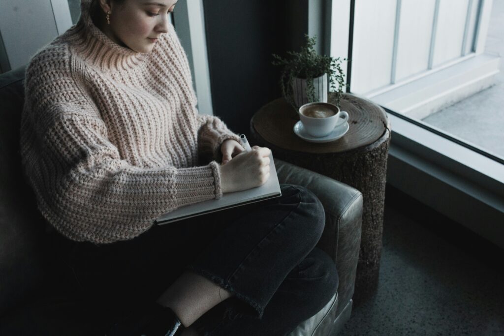 women journaling 